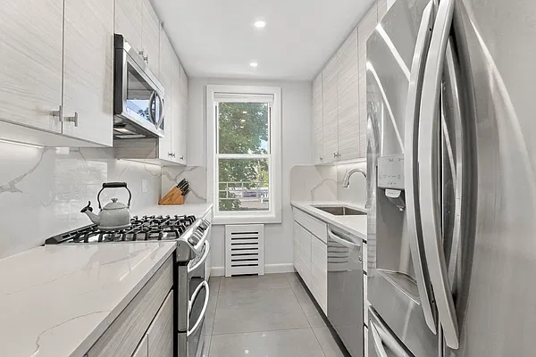 Kitchen, photo 1