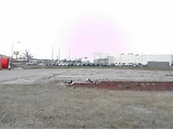 1587 Winchester Rd, Lexington, KY 40505