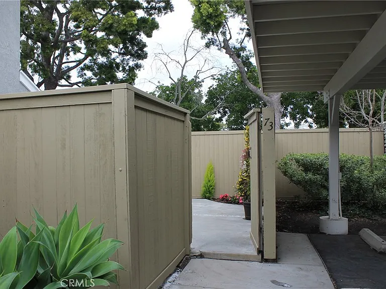 73 Fox Holw — Photo 50