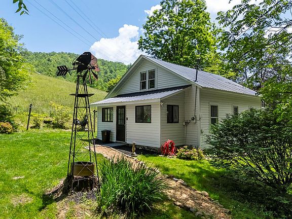 59th image of 1651 Winding Stairs Rd