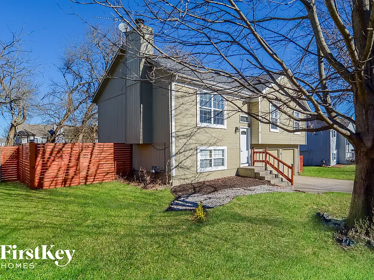 1106 Park Dr — Photo 15