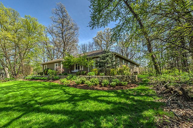 1st image of 42W145 Retreat Ct