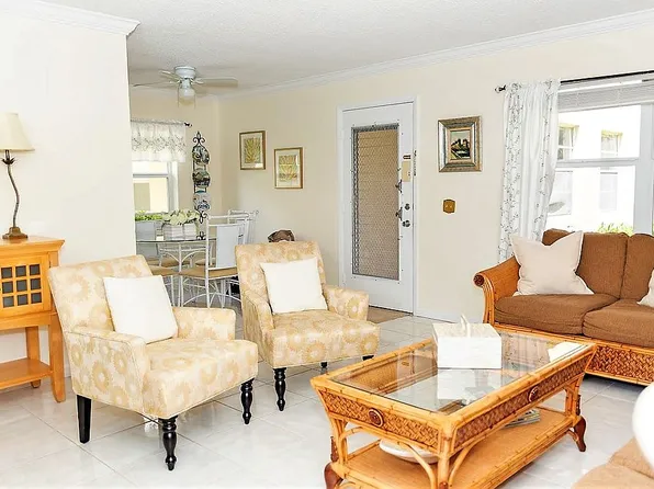 109 Burgundy Dr #C, Delray Beach, FL 33484