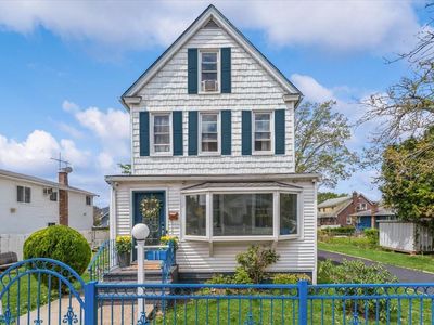 11 Hope Place, Freeport, NY, 11520