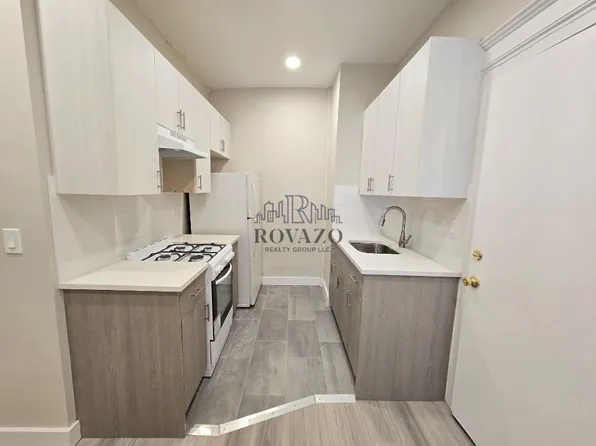88 Pulaski St, Newark, NJ