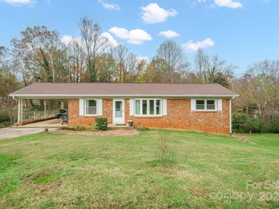 221 4th St NE, Conover, NC, 28613