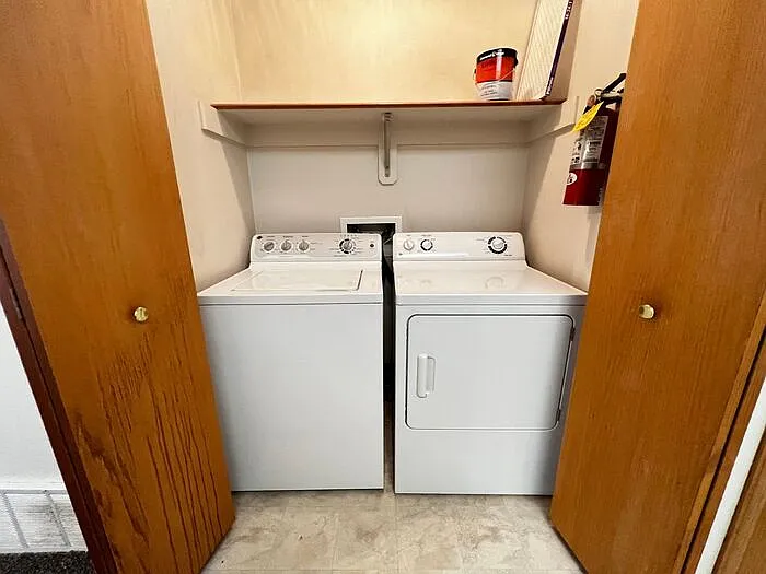 2890 Coral Ct #202 — Photo 7