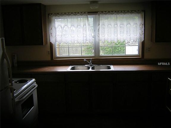 4th image of 14310 18th St
