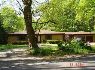 722 E River Rd, Rochester, NY 14623