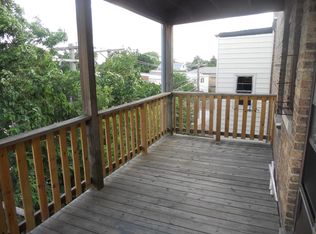5317 W Giddings St APT 3, Chicago, IL 60630