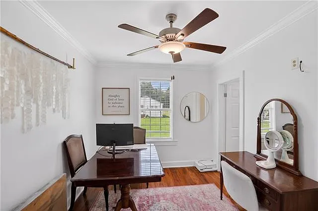 225 Magnolia St — Photo 13