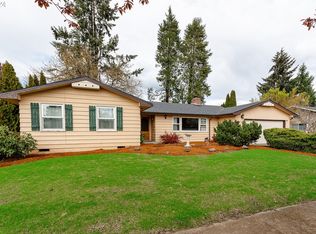 160 Greenvale Dr, Springfield, OR 97477