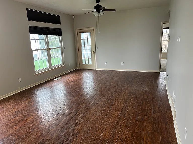4273 Settlers Way — Photo 6