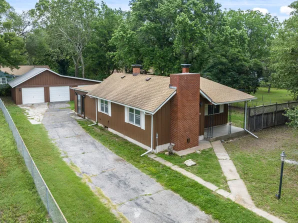 5458 N Legion St, Wichita, KS 67204