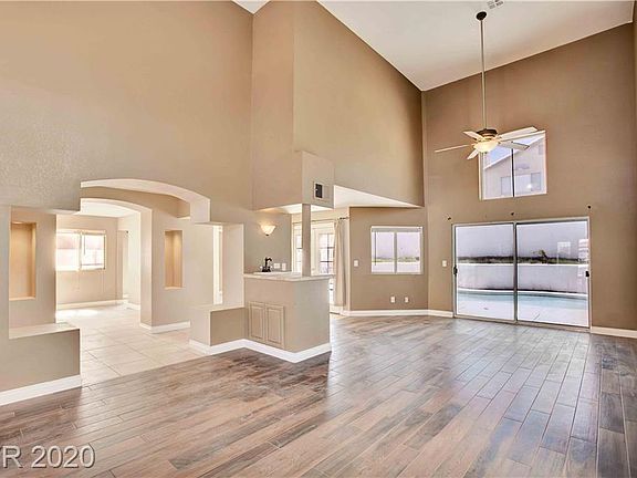 5th image of 5509 Riverwood Ct