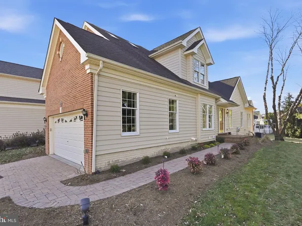 22831 Quante Sq, Ashburn, VA 20148