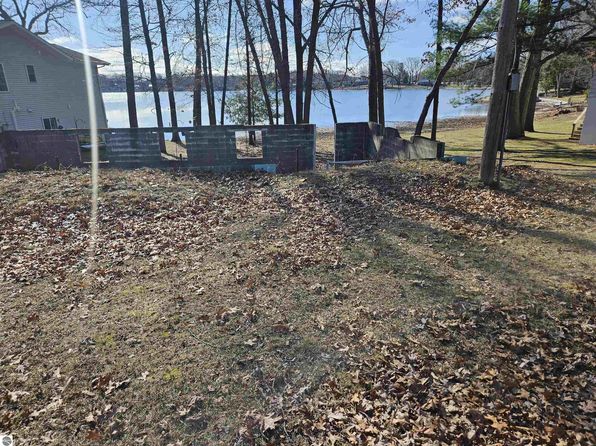 N Rock Lake Dr #10, Vestaburg, MI 48891