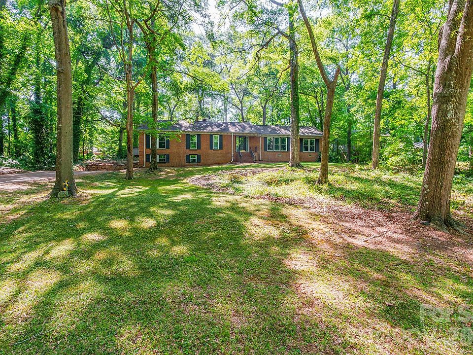 1st image of 513 Mountainbrook Rd