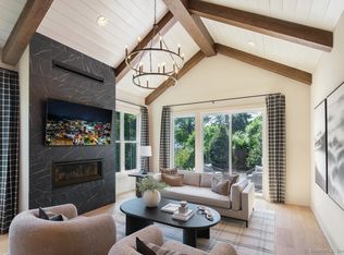 2 Edgewood Way #28, Woodbridge, CT 06525