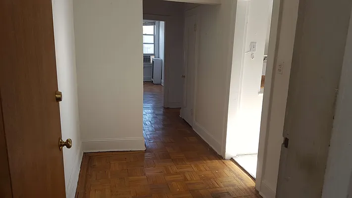 Rented by Tri Boro Terrace Realty | media 112