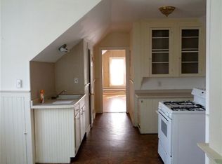 15 Akron St, Meriden, CT 06450