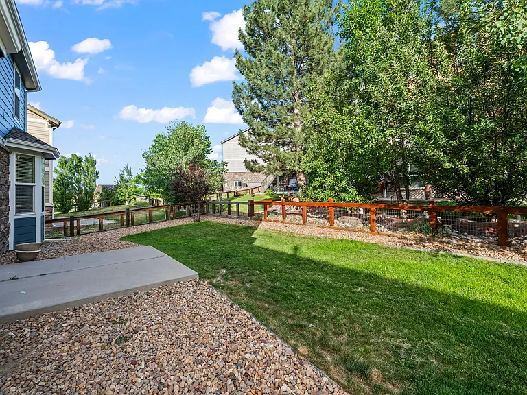 26017 E Frost Cir — Photo 18