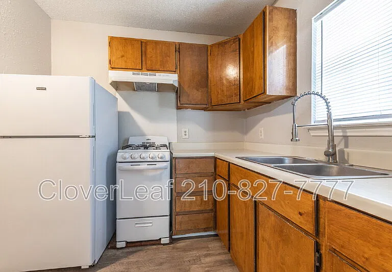 512 Curtiss Ave — Photo 9