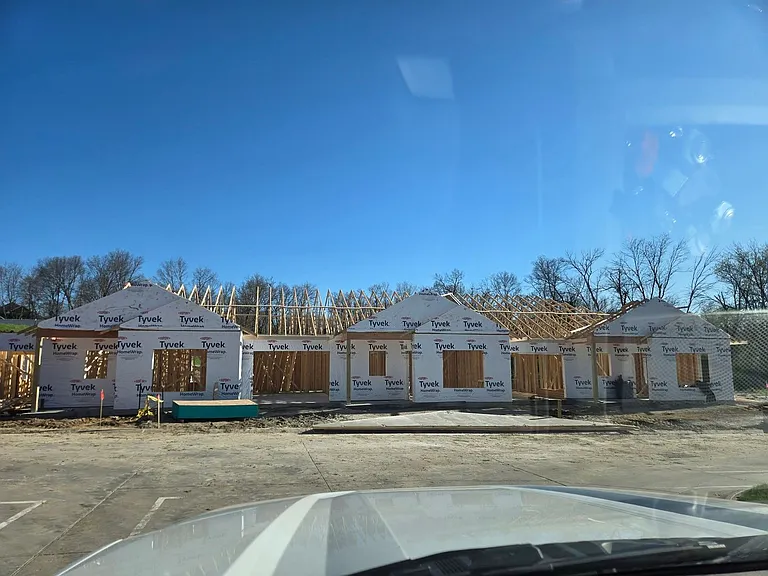 5259 N River Blvd NE — Photo 4