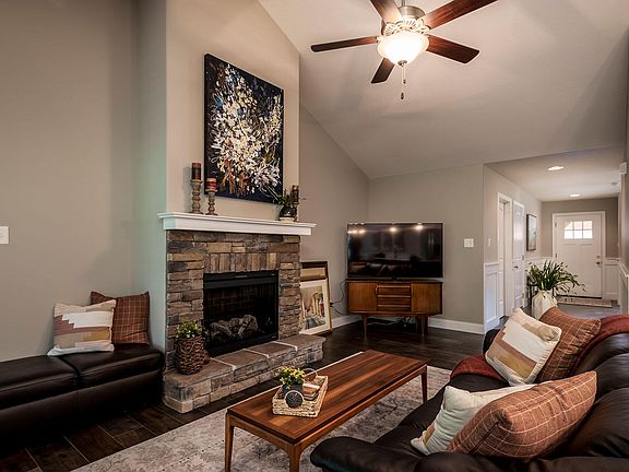 5th image of 3631 Meredith Lynn Way