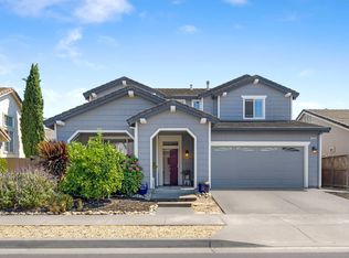 7448 14th Hole Dr, Windsor, CA 95492