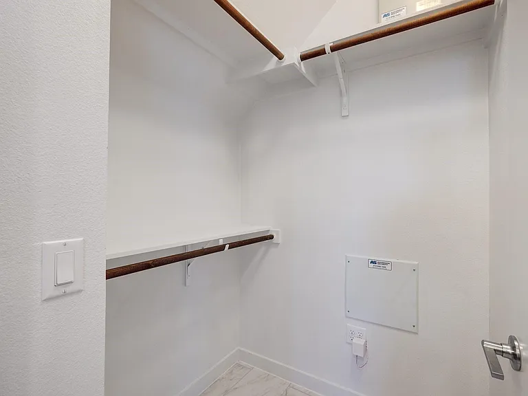 3108 Aldwyche Dr — Photo 17