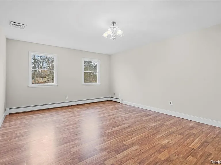 10 Leone Ct — Photo 19