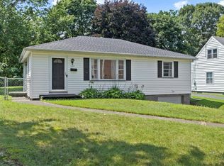 124 Hoover Dr, Rochester, NY 14615
