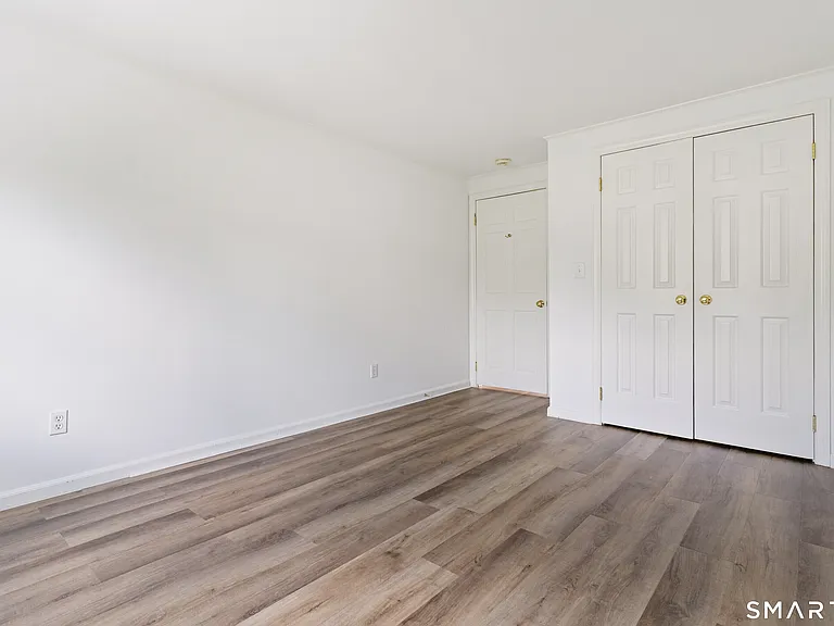 24 Herman Ave — Photo 18