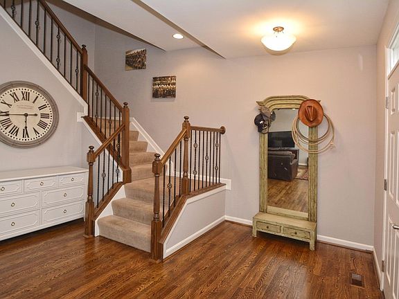 2nd image of 9037 Boylston St