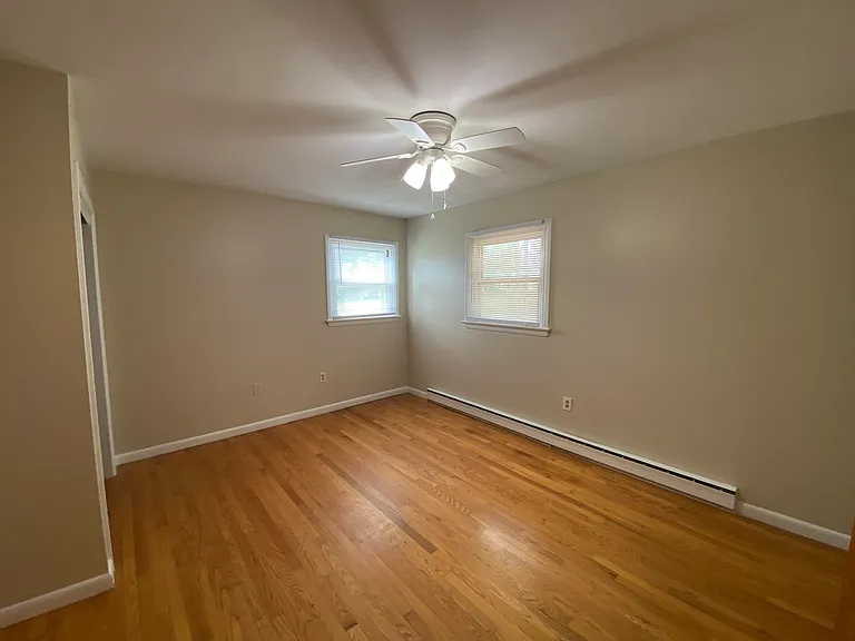 816 Gobin Dr — Photo 10
