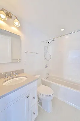 Rented by T&T Real Estate | media 23