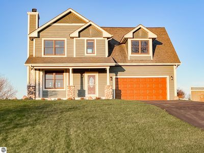 9865 Paradise Hills Dr, Central Lake, MI, 49622