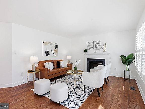 2nd image of 5735 Rocksbury Ln