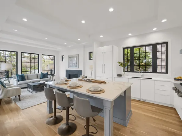 4630 France Ave S, Edina, MN 55410