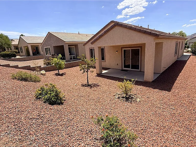 2354 Amana Dr — Photo 24