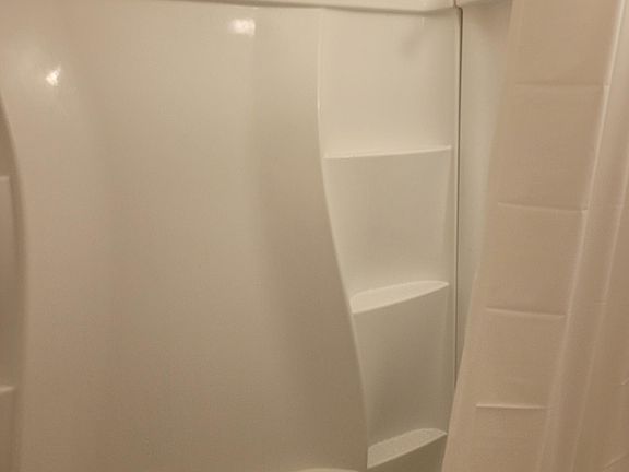 4th image of 3251 W 105th St APT 3