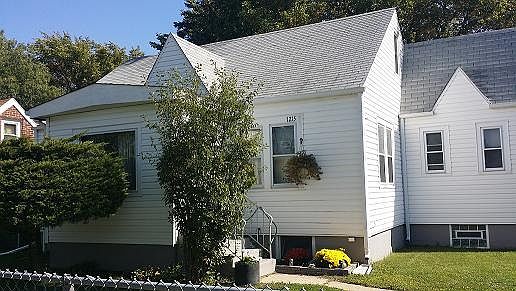 1st image of 1215 Glenn Dr