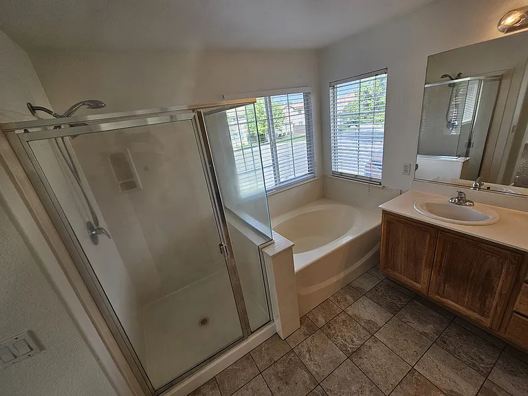 35 Klondike Ct — Photo 1