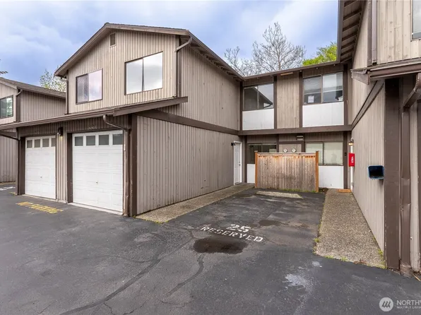 303 SW 112th Street #D409, Seattle, WA 98146