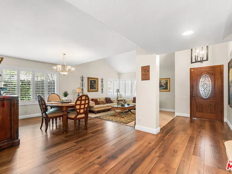 19421 Hallmark Ln — Photo 7