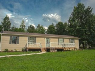 563 Pierce Rd, Birchwood, TN 37308