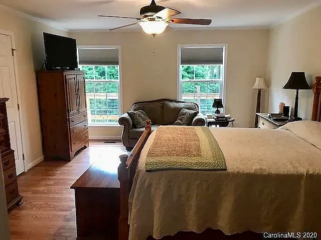Master Bedroom 16X18 ft.