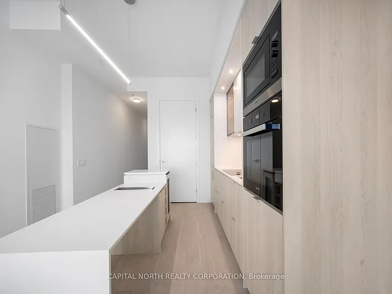 11 Yorkville Ave #5908 — Photo 14