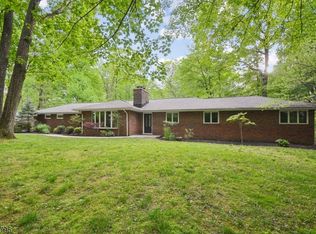 925 Old Tullo Rd, Bridgewater, NJ 08807